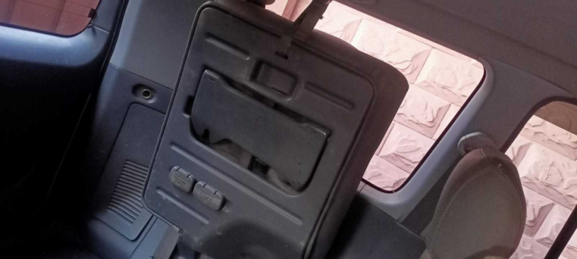 toyota-prado-tx-limited-27-big-5