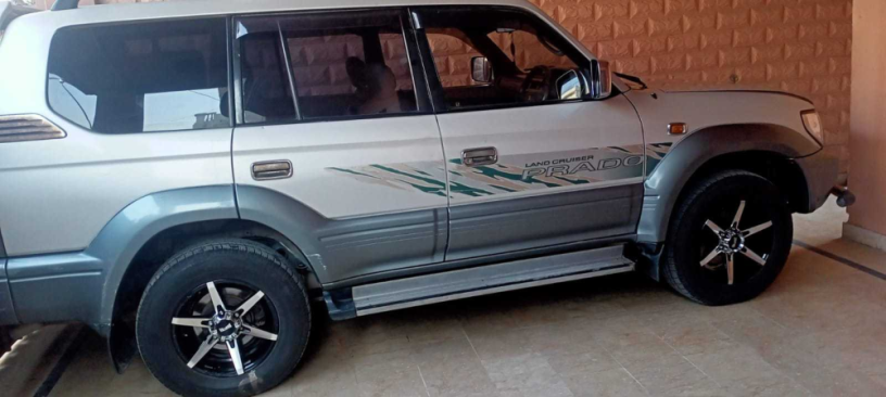 toyota-prado-tx-limited-27-big-4