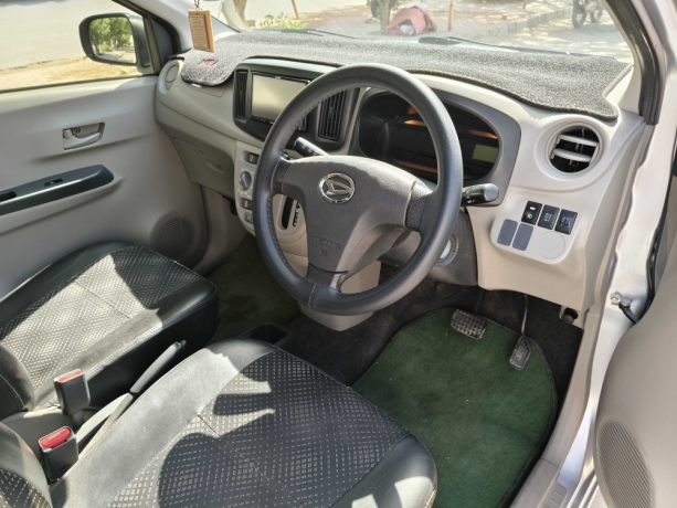 daihatsu-mira-es-big-4