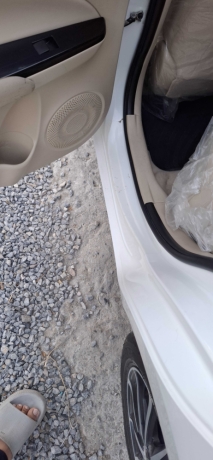 toyota-yaris-sedan-ativ-x-cvt-15-big-16