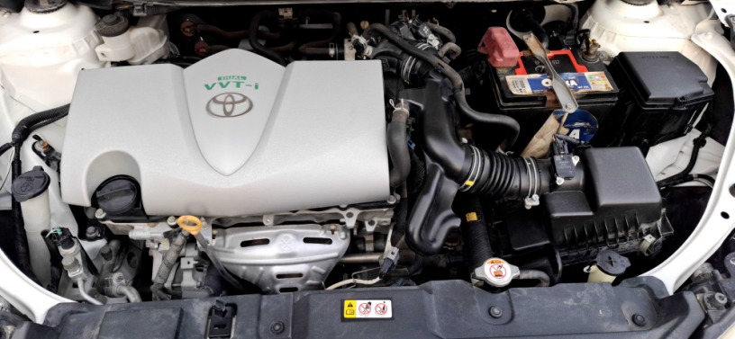 toyota-yaris-sedan-ativ-x-cvt-15-big-19
