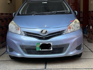 toyota-vitz-f-10