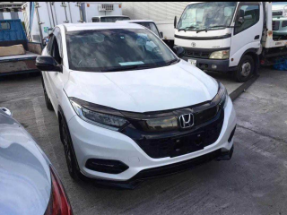 honda-vezel-hybrid-rs-honda-sensing