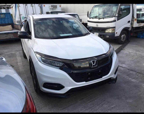 honda-vezel-hybrid-rs-honda-sensing-big-0