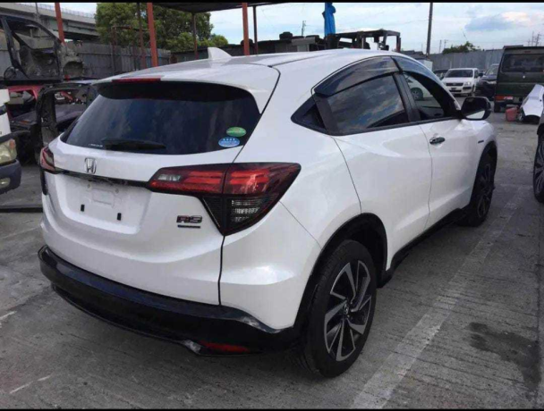 honda-vezel-hybrid-rs-honda-sensing-big-3