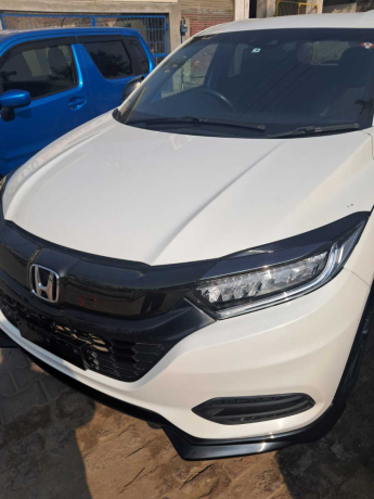 honda-vezel-hybrid-rs-honda-sensing-big-5