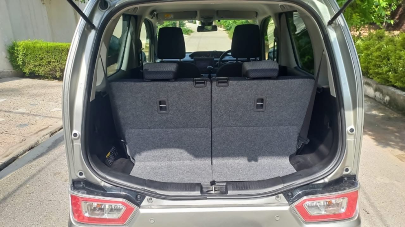 mazda-flair-xg-big-7