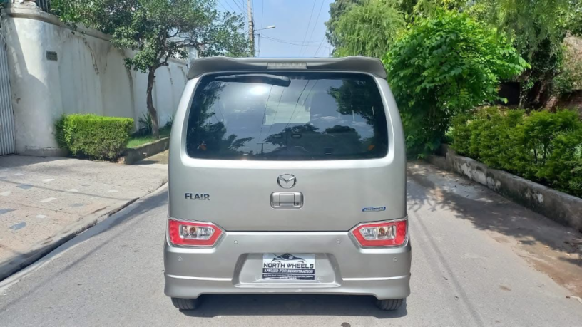 mazda-flair-xg-big-17
