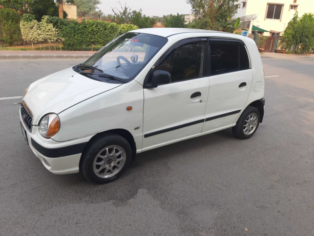 hyundai-santro-club-gv-big-8