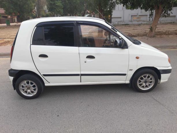 hyundai-santro-club-gv-big-7