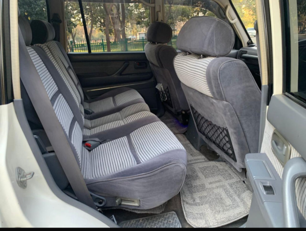 toyota-land-cruiser-vx-limited-45-big-5
