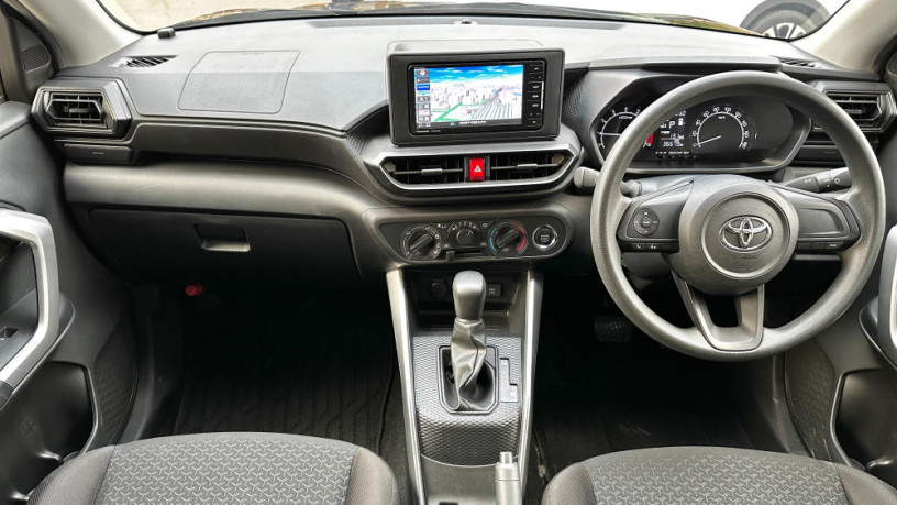 toyota-raize-xs-2020-big-7