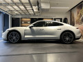 porsche-taycan-rwd-2023-small-3
