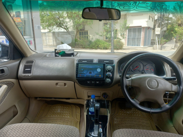 honda-civic-vti-prosmatec-16-big-13