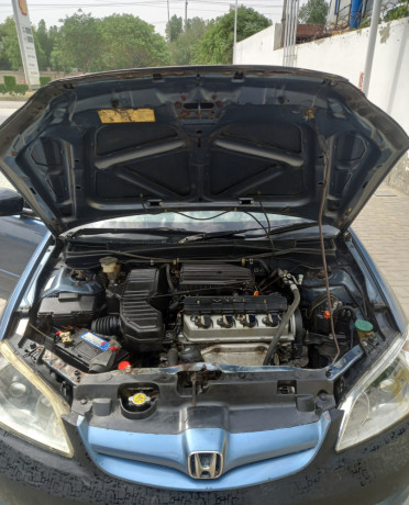 honda-civic-vti-prosmatec-16-big-0