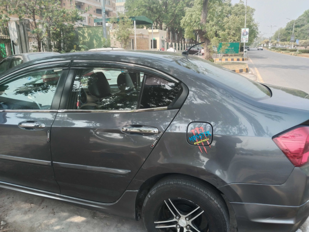 honda-city-13-i-vtec-big-1