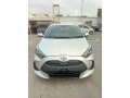 toyota-yaris-hatchback-x-small-0