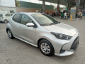 toyota-yaris-hatchback-x-small-2