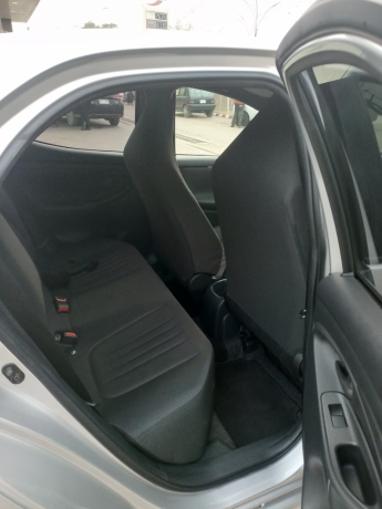 toyota-yaris-hatchback-x-big-4