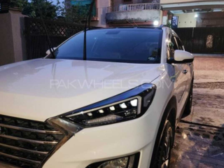 hyundai-tucson-fwd-at-gls-sport