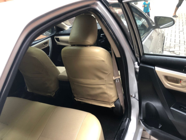 toyota-corolla-gli-13-vvti-2016-big-9