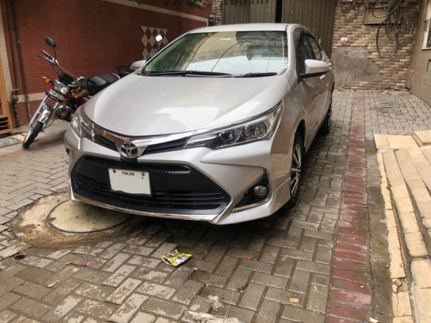 toyota-corolla-gli-13-vvti-2016-big-17