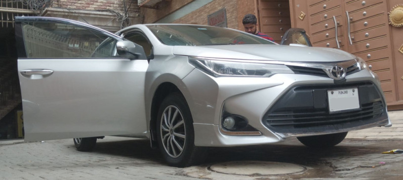 toyota-corolla-gli-13-vvti-2016-big-2
