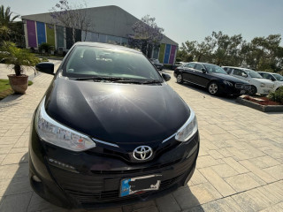 toyota-yaris-sedan-ativ-x-cvt-15