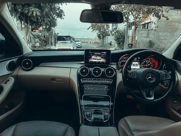 mercedes-benz-c-class-c180-amg-2018-mercedes-2018-big-3