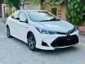 toyota-corolla-altis-16-x-cvt-i-small-1