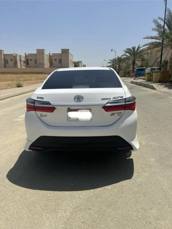 toyota-corolla-altis-grande-2019-big-0