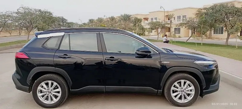 toyota-corolla-cross-hev-x-20242025-big-7