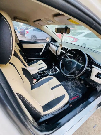 toyota-corolla-gli-2015-big-1