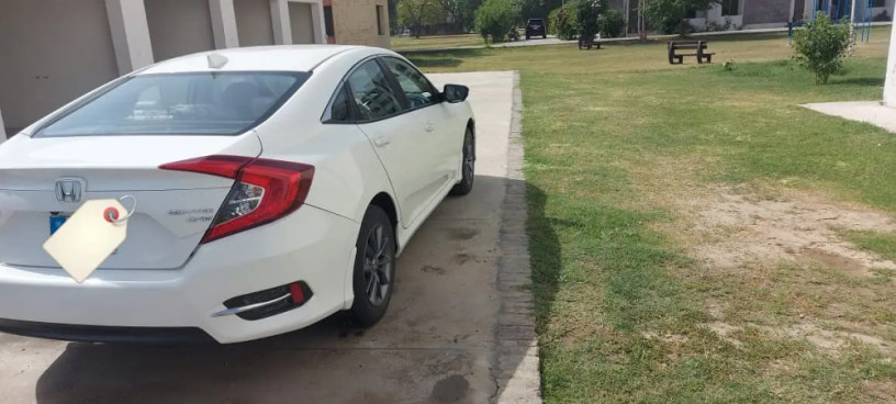 honda-civic-oriel-18-i-vtec-cvt-2021-big-3