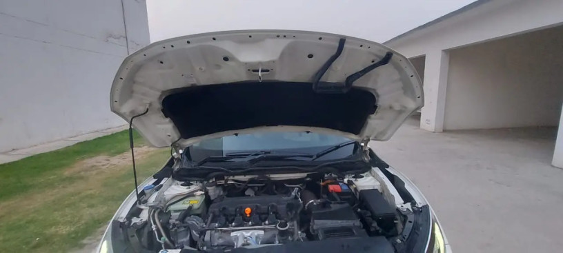 honda-civic-oriel-18-i-vtec-cvt-2021-big-8