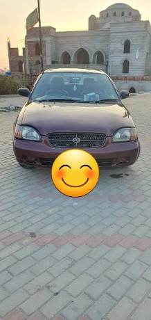 suzuki-baleno-2003-big-0