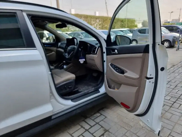 hyundai-tucson-2023-big-7
