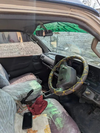 toyota-hiace-hiroof-big-5