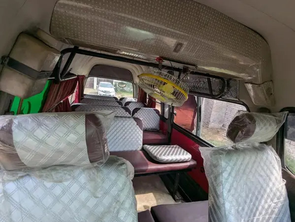 toyota-hiace-hiroof-big-4