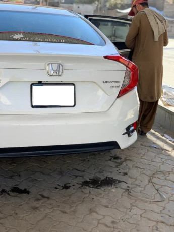 honda-civic-oriel-2018-big-10