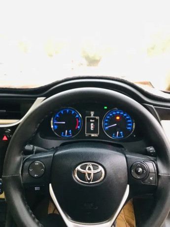 toyota-corolla-altis-special-edition-2022-big-14