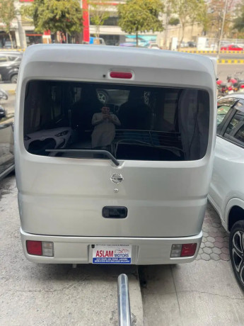 nissan-clipper-nv100-20192025-big-5
