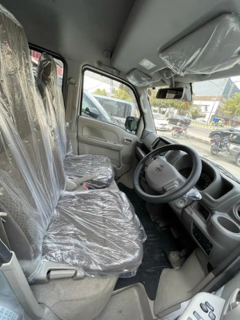 nissan-clipper-nv100-20192025-big-6