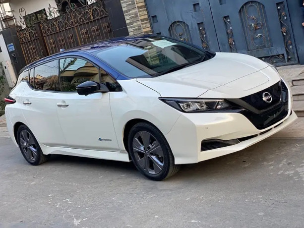 nissan-leaf-2021-big-3