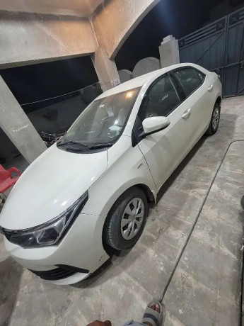 toyota-corolla-xli-2017-big-4