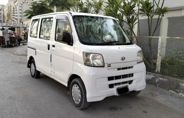daihatsu-hijet-20142019-big-9