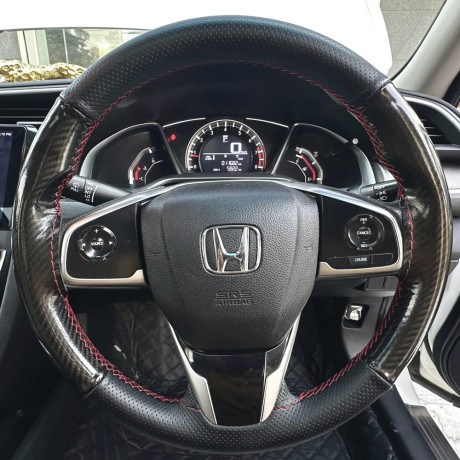 honda-civic-oriel-2021-big-9