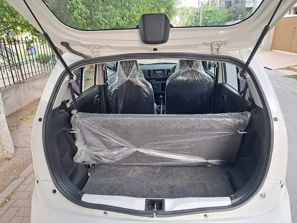 suzuki-alto-vxr-2022-model-big-0