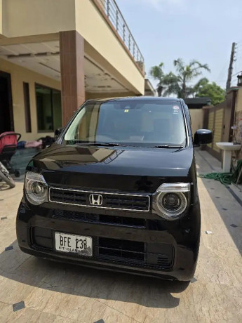honda-n-wgn-2025-r-grade-big-14