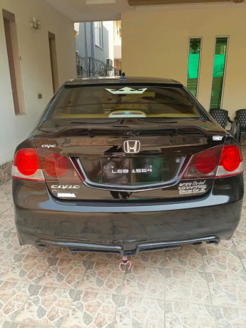 honda-civic-vti-oriel-prosmatec-2011-big-1